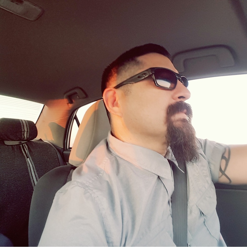 Meet your Posher, Josue